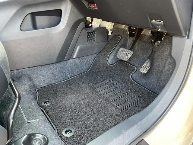 ロッキー プレミアムＧ　横滑り防止システム　盗難防止装置　ＡＣＣ　ソナー　ナビＴＶ　キーレス　メモリーナビ　サイドエアバッグ　アルミホイル　オートマチックハイビーム　スマートキー＆プッシュスタート　ドラレコ　オートエアコン（34枚目）