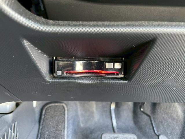 ロッキー プレミアムＧ　横滑り防止システム　盗難防止装置　ＡＣＣ　ソナー　ナビＴＶ　キーレス　メモリーナビ　サイドエアバッグ　アルミホイル　オートマチックハイビーム　スマートキー＆プッシュスタート　ドラレコ　オートエアコン（41枚目）