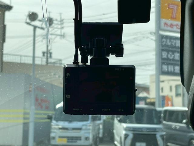 ロッキー プレミアムＧ　横滑り防止システム　盗難防止装置　ＡＣＣ　ソナー　ナビＴＶ　キーレス　メモリーナビ　サイドエアバッグ　アルミホイル　オートマチックハイビーム　スマートキー＆プッシュスタート　ドラレコ　オートエアコン（50枚目）