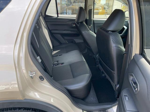 ロッキー プレミアムＧ　横滑り防止システム　盗難防止装置　ＡＣＣ　ソナー　ナビＴＶ　キーレス　メモリーナビ　サイドエアバッグ　アルミホイル　オートマチックハイビーム　スマートキー＆プッシュスタート　ドラレコ　オートエアコン（57枚目）