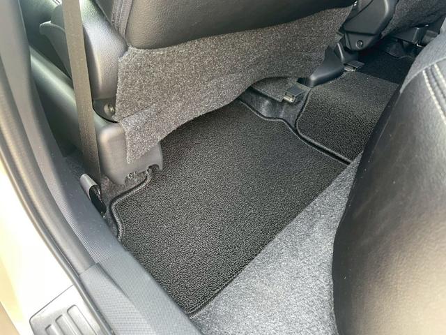 ロッキー プレミアムＧ　横滑り防止システム　盗難防止装置　ＡＣＣ　ソナー　ナビＴＶ　キーレス　メモリーナビ　サイドエアバッグ　アルミホイル　オートマチックハイビーム　スマートキー＆プッシュスタート　ドラレコ　オートエアコン（63枚目）