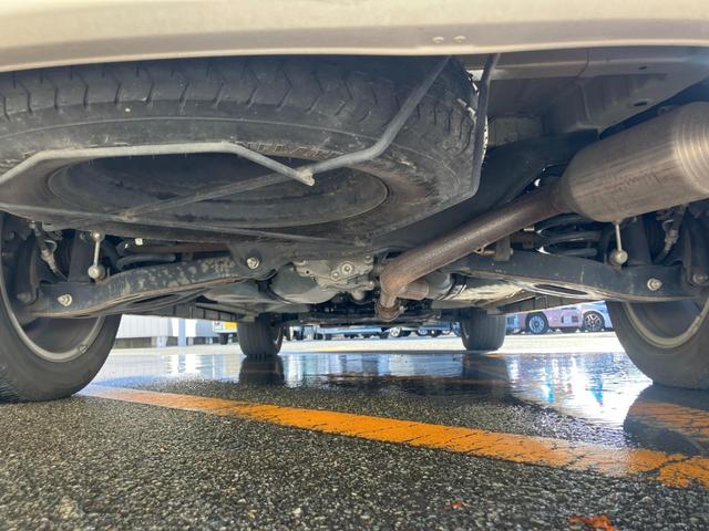 デリカＤ：５ Ｄ　パワーパッケージ　両側ＰＳＤ　パートタイム４ＷＤ　キーフリー　３列シート　ＥＴＣ車載器　アルミ　盗難防止システム　オートクルーズコントロール　シ－トヒ－タ－　ＡＢＳ　パワーステアリング　エアバック　オートエアコン（23枚目）