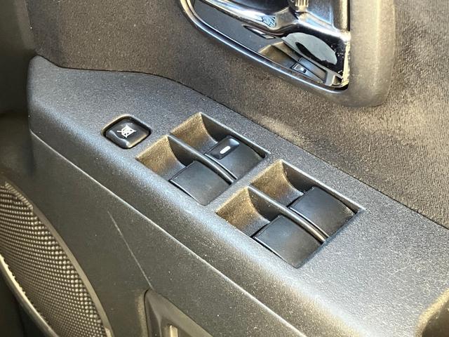 デリカＤ：５ Ｄ　パワーパッケージ　両側ＰＳＤ　パートタイム４ＷＤ　キーフリー　３列シート　ＥＴＣ車載器　アルミ　盗難防止システム　オートクルーズコントロール　シ－トヒ－タ－　ＡＢＳ　パワーステアリング　エアバック　オートエアコン（49枚目）