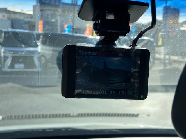 デリカＤ：５ Ｄ　パワーパッケージ　両側ＰＳＤ　パートタイム４ＷＤ　キーフリー　３列シート　ＥＴＣ車載器　アルミ　盗難防止システム　オートクルーズコントロール　シ－トヒ－タ－　ＡＢＳ　パワーステアリング　エアバック　オートエアコン（54枚目）