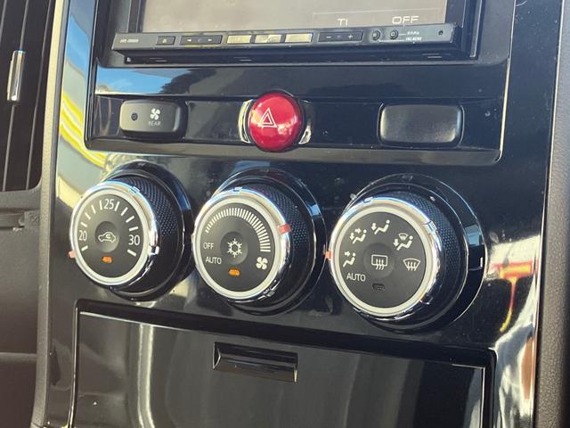 デリカＤ：５ Ｄ　パワーパッケージ　両側ＰＳＤ　パートタイム４ＷＤ　キーフリー　３列シート　ＥＴＣ車載器　アルミ　盗難防止システム　オートクルーズコントロール　シ－トヒ－タ－　ＡＢＳ　パワーステアリング　エアバック　オートエアコン（65枚目）