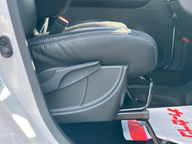 タント カスタムＲＳ　両側パワスライドドア　レーンキープＡ　ＩＳＴＯＰ　クリソナ　運転席シートヒーター　オートＬＥＤ　ＡＡＣ　ターボエンジン　サイドエアバッグ　寒冷地仕様　キーフリー　フルフラット　セキュリティ　ＰＷ　ＰＳ（38枚目）