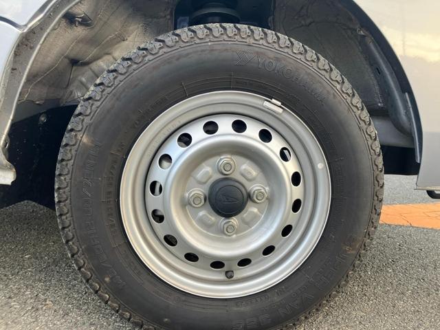 ハイゼットトラック ジャンボエクストラ アイドリングストップ付き オートLED ブレーキサポート 盗難防止システム スマ-トキ- ダブルエアバッグ 前席パワーウィンドウ キーフリー レーンアシスト 4WD 横滑り防止 パワーステアリング(60枚目)