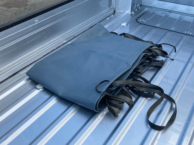 ハイゼットトラック ジャンボエクストラ アイドリングストップ付き オートLED ブレーキサポート 盗難防止システム スマ-トキ- ダブルエアバッグ 前席パワーウィンドウ キーフリー レーンアシスト 4WD 横滑り防止 パワーステアリング(66枚目)