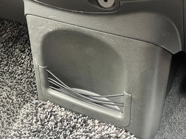 キューブ １５Ｘ　Ｖセレクション　セキュリティアラーム　ＡＵＴＯエアコン　エコモード　キ－フリ－　ＡＢＳ　パワーステアリング　運転席エアバッグ　スマートキーＰスタート　パワーウィンドゥ　運転席助手席エアバッグ（63枚目）