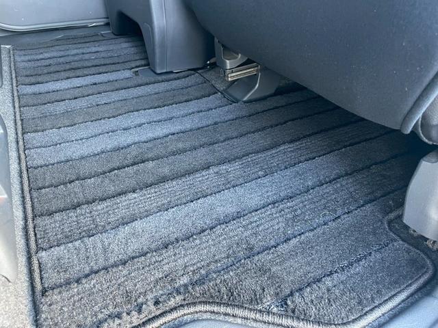 タント カスタムＲＳ　トップエディションＳＡ　衝突被害軽減　タ－ボ　Ａストップ　セキュリティー　横滑り防止機能　地デジ　エアバッグ　オートエアコン　パワーウィンドウ　ナビ＆ＴＶ　メモリナビ　スマートキー　パワーステアリング　ＡＢＳ　ベンチシート（51枚目）