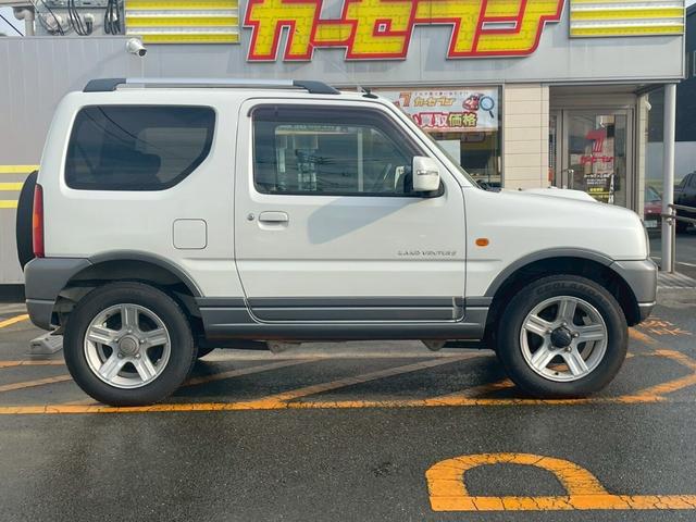 ジムニー ランドベンチャー　ルーフレール付　前席パワーウインドウ　助手席エアバック　ＡＷ　運転席エアバッグ　４ＷＤ車　キーレス付　ＰＳ　ＡＢＳ付　シートヒータ　ＥＴＣ　ターボー　ＡＴエアコン（7枚目）