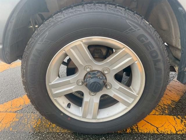 ジムニー ランドベンチャー　ルーフレール付　前席パワーウインドウ　助手席エアバック　ＡＷ　運転席エアバッグ　４ＷＤ車　キーレス付　ＰＳ　ＡＢＳ付　シートヒータ　ＥＴＣ　ターボー　ＡＴエアコン（15枚目）