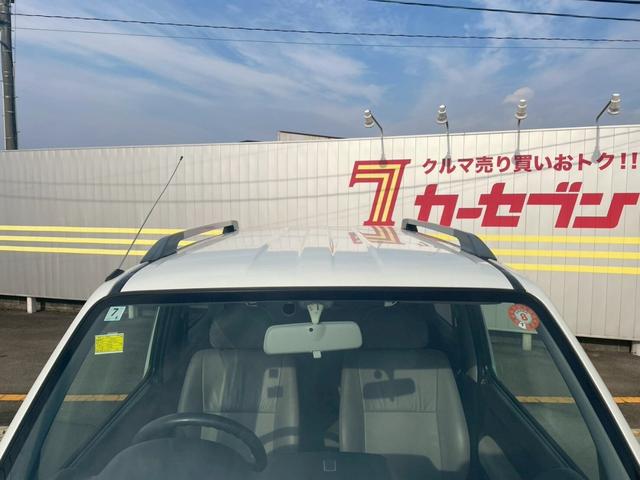 ジムニー ランドベンチャー　ルーフレール付　前席パワーウインドウ　助手席エアバック　ＡＷ　運転席エアバッグ　４ＷＤ車　キーレス付　ＰＳ　ＡＢＳ付　シートヒータ　ＥＴＣ　ターボー　ＡＴエアコン（21枚目）