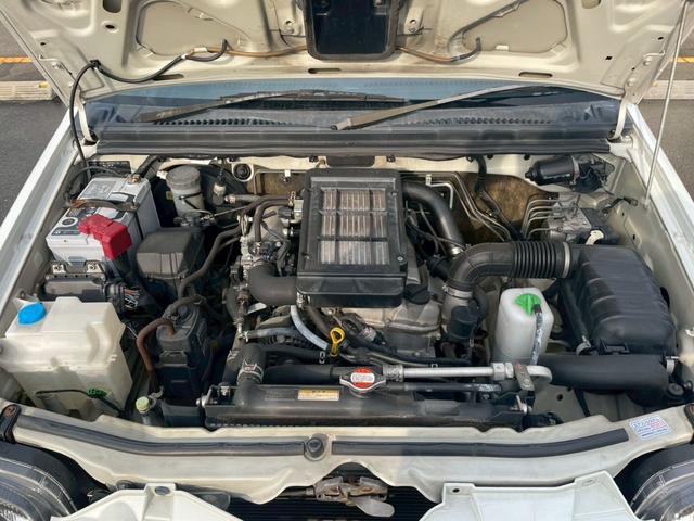 ジムニー ランドベンチャー　ルーフレール付　前席パワーウインドウ　助手席エアバック　ＡＷ　運転席エアバッグ　４ＷＤ車　キーレス付　ＰＳ　ＡＢＳ付　シートヒータ　ＥＴＣ　ターボー　ＡＴエアコン（25枚目）