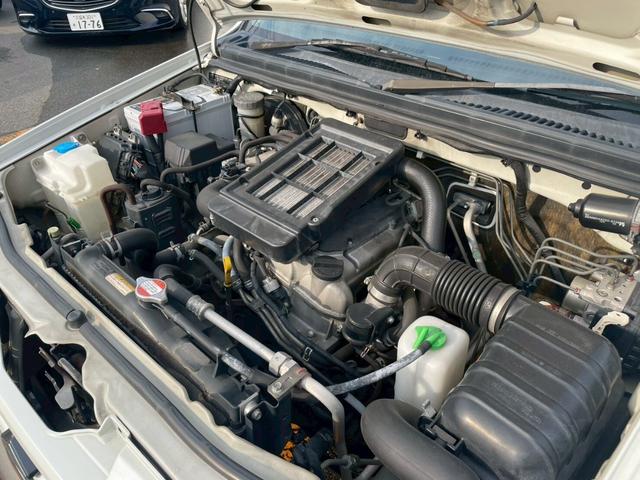 ジムニー ランドベンチャー　ルーフレール付　前席パワーウインドウ　助手席エアバック　ＡＷ　運転席エアバッグ　４ＷＤ車　キーレス付　ＰＳ　ＡＢＳ付　シートヒータ　ＥＴＣ　ターボー　ＡＴエアコン（26枚目）