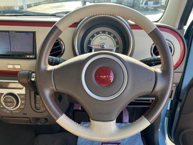 アルトラパンショコラ Ｘ　セキュリティー　アイドリング　全席ＰＷ　ベンチシ－ト　スマ－トキ－　フルフラットシート　ＷエアＢ　運転席エアバッグ　ＡＣ　パワステ　キーレス　ＡＢＳ　アルミホイール（17枚目）