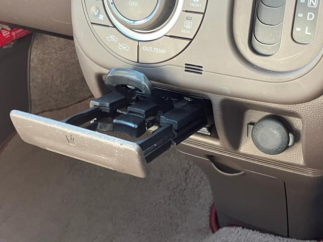 アルトラパンショコラ Ｘ　セキュリティー　アイドリング　全席ＰＷ　ベンチシ－ト　スマ－トキ－　フルフラットシート　ＷエアＢ　運転席エアバッグ　ＡＣ　パワステ　キーレス　ＡＢＳ　アルミホイール（28枚目）