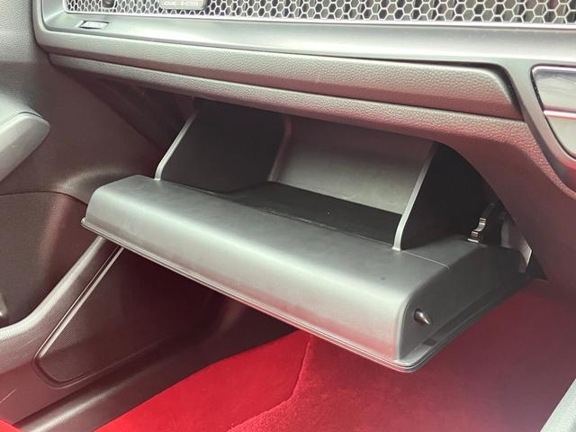 �y�O���[�u�{�b�N�X�z���[�X�y�[�X����������m�ہ��Ԍ��؂�������Ɏ��[�ł��܂����Ԍ��؂����Ă��]�T������܂��̂ŁA���̂��̂����[�ł������ł���