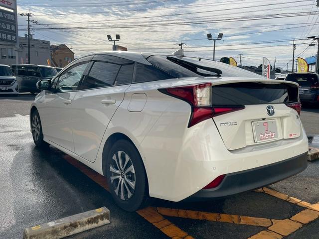 プリウス Ａ　レーダクルーズ　車線逸脱警報システム　プリクラッシュ　カーテンエアバック　助手席エアバック　ＥＴＣ車載器　ＡＨＢ　ＡＷ　ｉストップ　ＶＳＣ　盗難防止　キーレスエントリー　パワーステアリング　ＡＢＳ（15枚目）