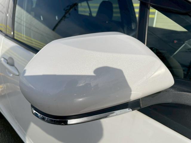 プリウス Ａ　レーダクルーズ　車線逸脱警報システム　プリクラッシュ　カーテンエアバック　助手席エアバック　ＥＴＣ車載器　ＡＨＢ　ＡＷ　ｉストップ　ＶＳＣ　盗難防止　キーレスエントリー　パワーステアリング　ＡＢＳ（34枚目）