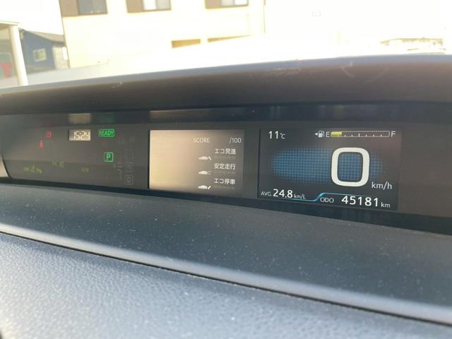 プリウス Ａ　レーダクルーズ　車線逸脱警報システム　プリクラッシュ　カーテンエアバック　助手席エアバック　ＥＴＣ車載器　ＡＨＢ　ＡＷ　ｉストップ　ＶＳＣ　盗難防止　キーレスエントリー　パワーステアリング　ＡＢＳ（37枚目）