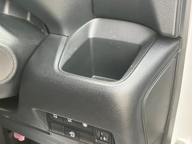 ルークス ハイウェイスター　Ｘ　誤発進抑制装置　ＡＷ　ＳＲＳ　キーフリーシステム　Ｃソナー　車線逸脱防止　横滑り防止　ハイビームアシスト　スマートキ　イモビライザー　オートエアコン　ベンチシート　パワステ　バックモニター　ＡＢＳ（69枚目）