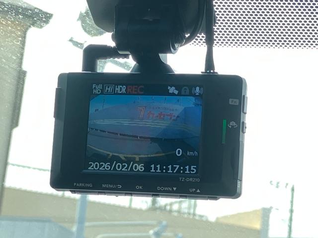 アルファード Ｚ　キーレスエントリー　メモリナビ　レーダークルーズＣ　ＥＳＣ　ＬＤＡ　盗難防止システム　アルミホイール　ナビ付　ＥＴＣ車載器　バックモニター　オートエアコン　サイドカメラ　サイドエアバッグ　スマートキー（47枚目）