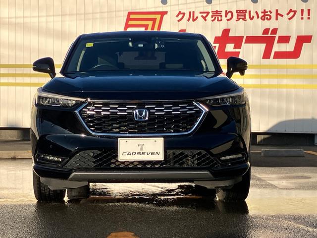 ヴェゼル ｅ：ＨＥＶ　Ｚ　車線逸脱警告　シートＨ　サイドエアＢ　ＡＴハイビーム　パークセンサー　リヤカメラ　ＥＳＣ　パワステ　ＡＷ　ＡＡＣ　エアバック　ＤＡＣ　ＡＢＳ　アイドリングストップ　アダプティブＣＣ　キーフリーシステム（4枚目）