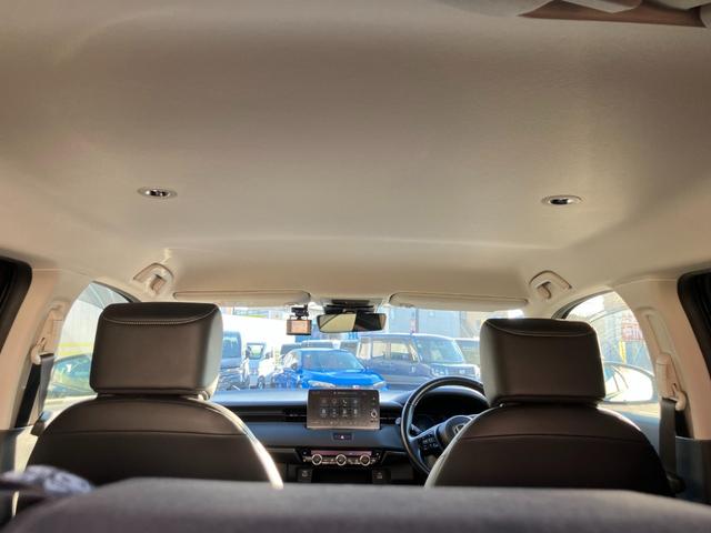 ヴェゼル ｅ：ＨＥＶ　Ｚ　車線逸脱警告　シートＨ　サイドエアＢ　ＡＴハイビーム　パークセンサー　リヤカメラ　ＥＳＣ　パワステ　ＡＷ　ＡＡＣ　エアバック　ＤＡＣ　ＡＢＳ　アイドリングストップ　アダプティブＣＣ　キーフリーシステム（60枚目）