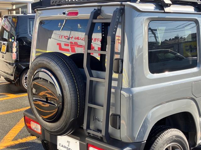 ジムニー ＸＣ　衝突低減ブレーキ　アイドリングストップ付　前後ソナー　Ｓヒーター　パワステ　切替式４ＷＤ　フルフラットシート　セキュリティ　車線逸脱警告　フルオートエアコン　横滑り防止システム　エアバック　ＡＨＢ（18枚目）