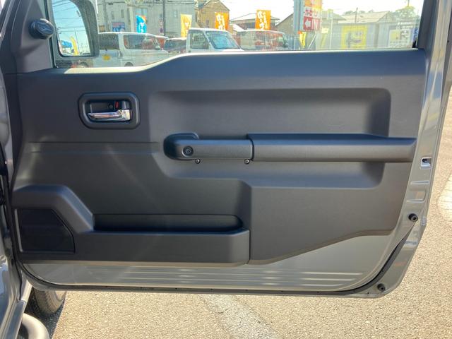 ジムニー ＸＣ　衝突低減ブレーキ　アイドリングストップ付　前後ソナー　Ｓヒーター　パワステ　切替式４ＷＤ　フルフラットシート　セキュリティ　車線逸脱警告　フルオートエアコン　横滑り防止システム　エアバック　ＡＨＢ（53枚目）