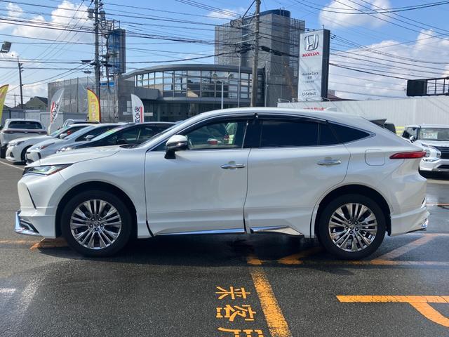 ハリアー Ｚ　レザーパッケージ　全方囲カメラ　Ｐセンサー　イモビライザー　スマートキ－　エアロ　追従クルコン　カーテンエアバック　横滑り防止機能　リアカメラ　Ｐシート　アルミ　エアバッグ　エアコン　メモリナビ　キーレス　ＡＢＳ　ナビ（12枚目）