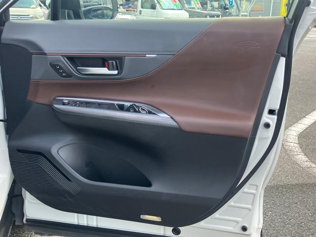 ハリアー Ｚ　レザーパッケージ　全方囲カメラ　Ｐセンサー　イモビライザー　スマートキ－　エアロ　追従クルコン　カーテンエアバック　横滑り防止機能　リアカメラ　Ｐシート　アルミ　エアバッグ　エアコン　メモリナビ　キーレス　ＡＢＳ　ナビ（57枚目）