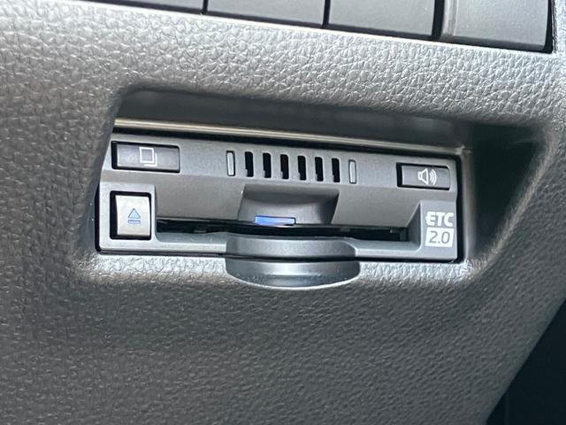 ハリアー Ｚ　レザーパッケージ　全方囲カメラ　Ｐセンサー　イモビライザー　スマートキ－　エアロ　追従クルコン　カーテンエアバック　横滑り防止機能　リアカメラ　Ｐシート　アルミ　エアバッグ　エアコン　メモリナビ　キーレス　ＡＢＳ　ナビ（58枚目）