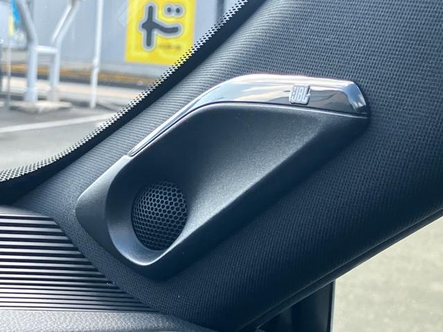 ハリアー Ｚ　レザーパッケージ　全方囲カメラ　Ｐセンサー　イモビライザー　スマートキ－　エアロ　追従クルコン　カーテンエアバック　横滑り防止機能　リアカメラ　Ｐシート　アルミ　エアバッグ　エアコン　メモリナビ　キーレス　ＡＢＳ　ナビ（76枚目）