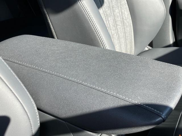 ハリアー Z オートLED コーナーセンサ 車線逸脱警報装置 イモビライザー 横滑り防止機能 ナビ 助手席エアバッグ アルミホイール スマートキ- エアコン キーレス サイドエアバッグ ABS ETC車載器(33枚目)