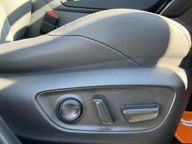 ハリアー Z オートLED コーナーセンサ 車線逸脱警報装置 イモビライザー 横滑り防止機能 ナビ 助手席エアバッグ アルミホイール スマートキ- エアコン キーレス サイドエアバッグ ABS ETC車載器(34枚目)