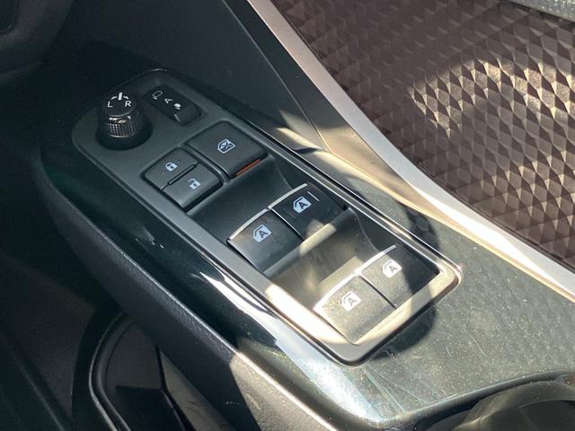 C-HR G 衝突軽減ブレーキシステム Pセンサー レーンキープA アイドルストップ キーフリーシステム Sヒーター 横滑り防止機能 ABS AW フルオートエアコン サイドカーテンエアバック パワーウィンドウ(25枚目)