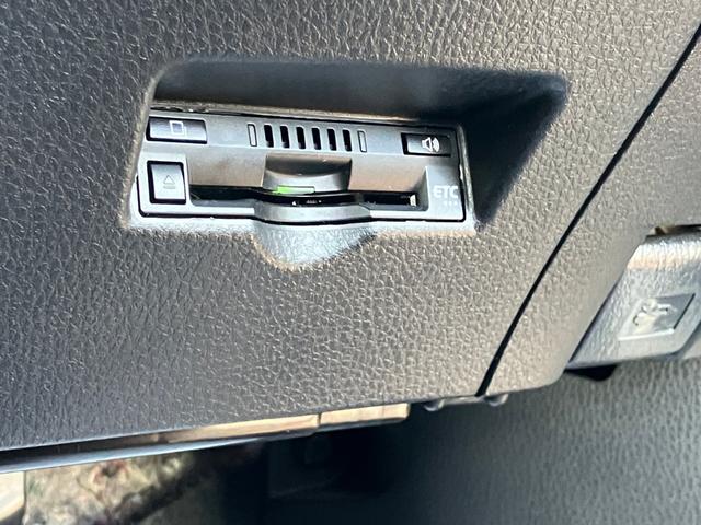 C-HR G 衝突軽減ブレーキシステム Pセンサー レーンキープA アイドルストップ キーフリーシステム Sヒーター 横滑り防止機能 ABS AW フルオートエアコン サイドカーテンエアバック パワーウィンドウ(27枚目)