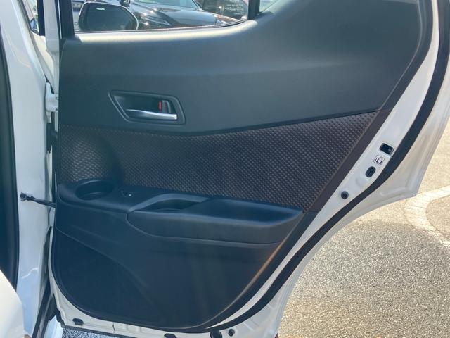 C-HR G 衝突軽減ブレーキシステム Pセンサー レーンキープA アイドルストップ キーフリーシステム Sヒーター 横滑り防止機能 ABS AW フルオートエアコン サイドカーテンエアバック パワーウィンドウ(50枚目)