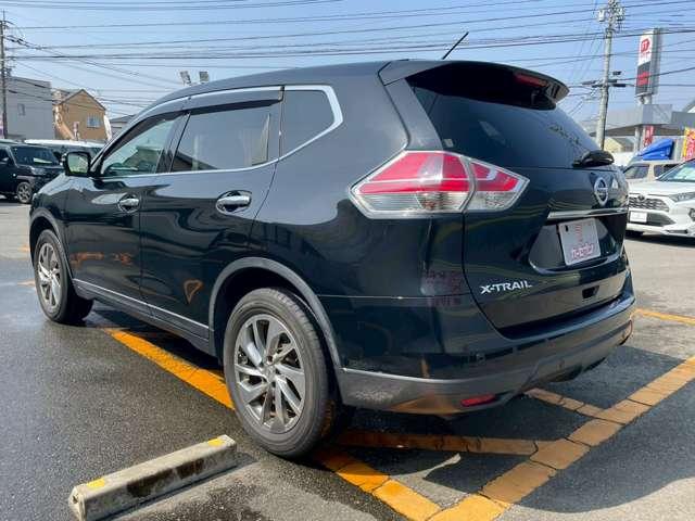 エクストレイル ２０Ｘｔｔ　エマージェンシーブレーキパッケージ　２列車　純正フルセグナビ／全方位カメラ／ＥＴＣ／ドライブレコーダー／衝突軽減ブレーキ／純正アルミホイール／パワーバックドア／障害物センサー／シートヒーター／クルーズコントロール（14枚目）