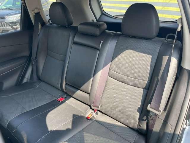 エクストレイル ２０Ｘｔｔ　エマージェンシーブレーキパッケージ　２列車　純正フルセグナビ／全方位カメラ／ＥＴＣ／ドライブレコーダー／衝突軽減ブレーキ／純正アルミホイール／パワーバックドア／障害物センサー／シートヒーター／クルーズコントロール（38枚目）