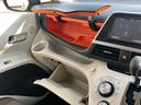 Ｇ　ＬＫＡ　スマートキープッシュスタート　アイドリングＳ　フルオートエアコン　パワーウィンド　運転席エアバック　パワステ　キーフリーシステム　ＡＢＳ　３列　セキュリティアラーム　両側自動Ｄ　横滑防止（64枚目）