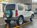 ジムニー ランドベンチャー　ルーフレール付　前席パワーウインドウ　助手席エアバック　ＡＷ　運転席エアバッグ　４ＷＤ車　キーレス付　ＰＳ　ＡＢＳ付　シートヒータ　ＥＴＣ　ターボー　ＡＴエアコン（8枚目）