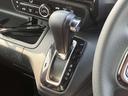【シフトレバー】シフトレバー周りもとても綺麗ですよね!操作性もとってもよいです!是非試乗してみてくださいね☆