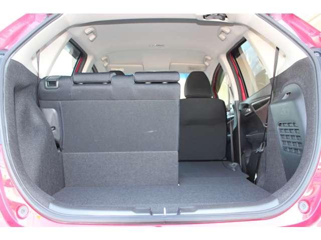 Fパッケージ スマートキー・プッシュスタート クルコン 横滑防止 ナビ&TV 禁煙車両 DVD再生可 キーフリー LEDヘッド ETC車載器 運転席エアバッグ CD ABS パワーウィンドウ パワーステアリング(35枚目)