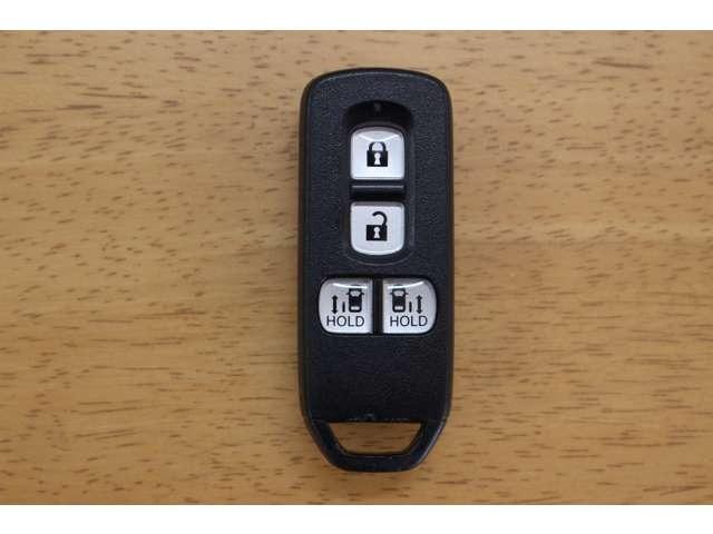 G・Lターボホンダセンシング 左右パワースライドドア アイドルストップ スマートキ USB接続 助手席エアバッグ LEDヘットライト フルフラット ターボエンジン 整備点検記録簿 禁煙 ナビTV CD 電格ミラー ETC車載器(47枚目)