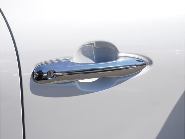 ハリアー Ｇ　衝突回避ブレーキ　車線逸脱警告　ＡＵＸ接続　ハイビームアシスト　ＡＡＣ　バックモニタ－　パーキングセンサー　横滑防止装置　ＬＥＤランプ　スマキー　キーフリー　ＡＷ　ＥＴＣ車載器　ＰＳ　パワーウインドウ（20枚目）