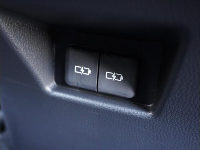 ハリアー Ｇ　衝突回避ブレーキ　車線逸脱警告　ＡＵＸ接続　ハイビームアシスト　ＡＡＣ　バックモニタ－　パーキングセンサー　横滑防止装置　ＬＥＤランプ　スマキー　キーフリー　ＡＷ　ＥＴＣ車載器　ＰＳ　パワーウインドウ（40枚目）