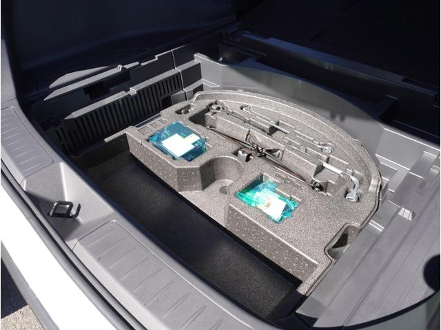 ハリアー Ｇ　衝突回避ブレーキ　車線逸脱警告　ＡＵＸ接続　ハイビームアシスト　ＡＡＣ　バックモニタ－　パーキングセンサー　横滑防止装置　ＬＥＤランプ　スマキー　キーフリー　ＡＷ　ＥＴＣ車載器　ＰＳ　パワーウインドウ（48枚目）
